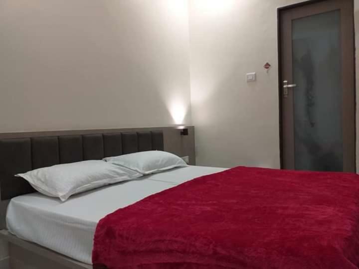 Hotel Diamond Castle Pāli Extérieur photo
